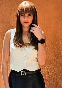 Alejandra Robles Gil